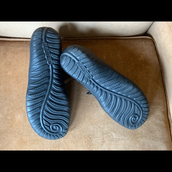 Naot Timu black flats EU 38 US 7 - Picture 5 of 5